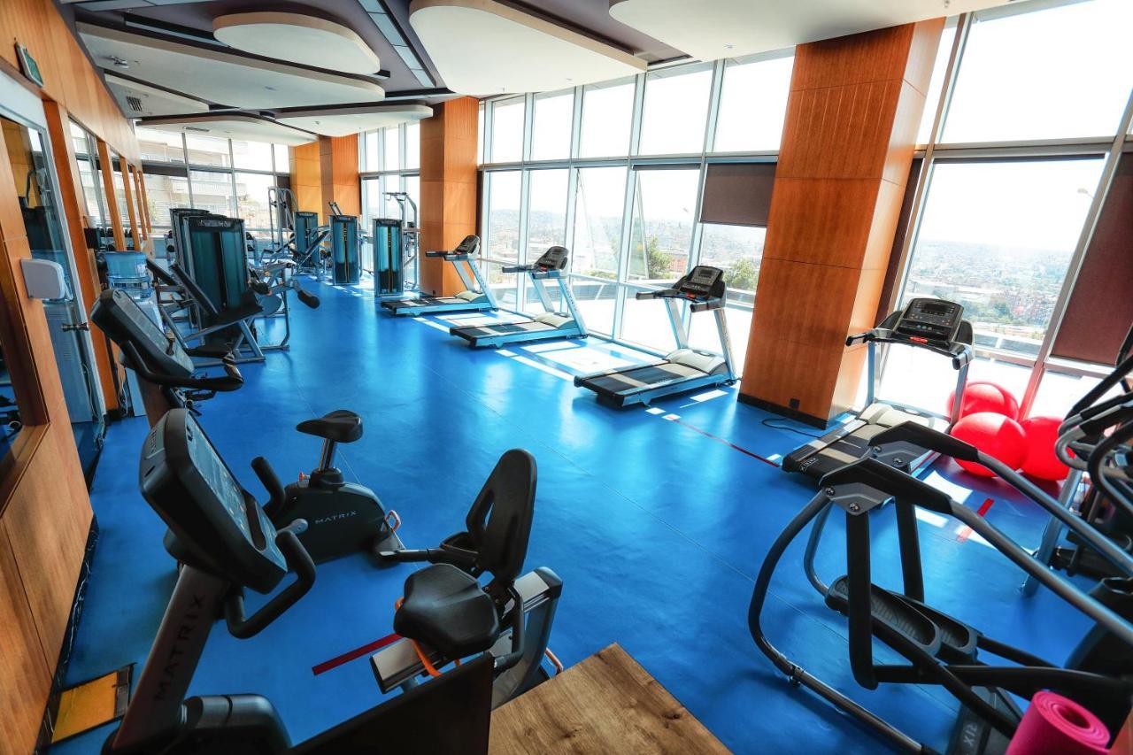 The Green Park Газиантеп Екстериор снимка The gym at the 36th floor