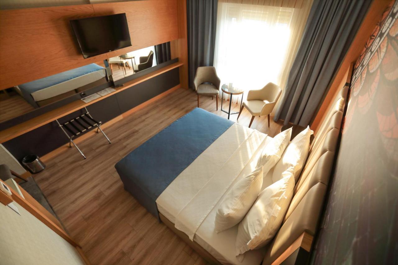 The Green Park Газиантеп Екстериор снимка A room at the hotel