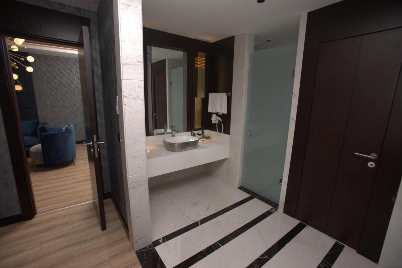 The Green Park Газиантеп Екстериор снимка Bathroom